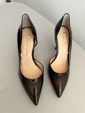 Jessica Simpson Black Patent Pointed-Toe D'Orsay Heels